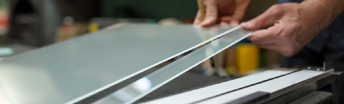 Emergency Glass Repair for Hospitality Businesses in Warrington, FL